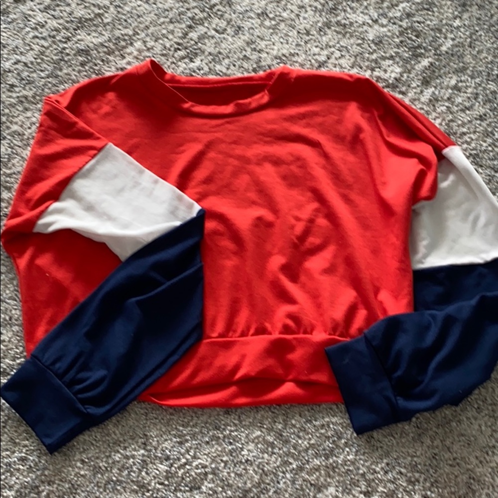 oversized cropped sweater